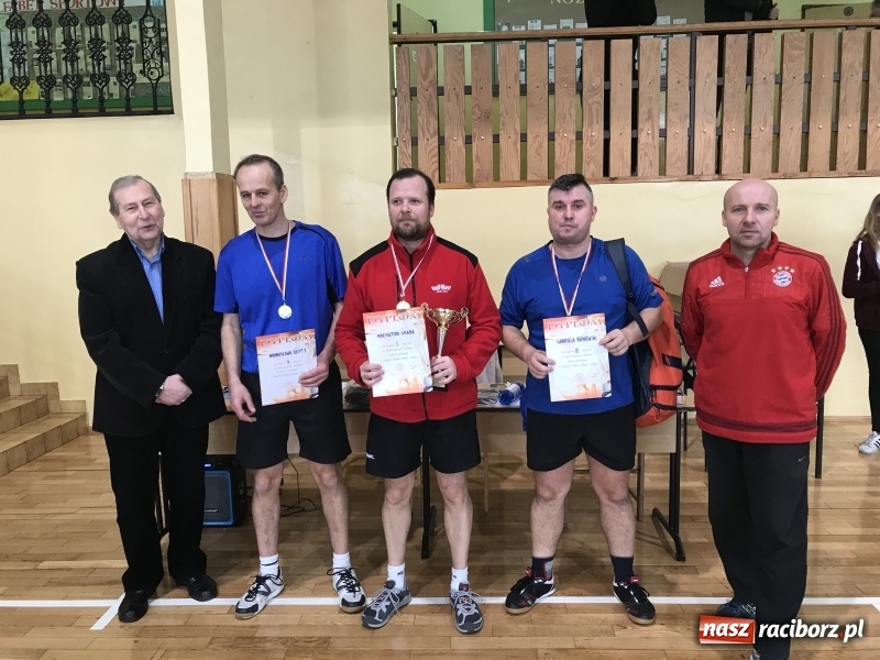 Zdjęcie w galerii na portalu naszraciborz.pl: Tenisiści stołowi walczyli o Puchar Wójta Gminy Nędza wiadomości z regionu