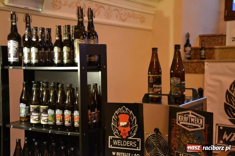 Zdjęcie w galerii na portalu naszraciborz.pl: Na zamku odbył się zlot browarów rzemieślniczych  wiadomości z regionu