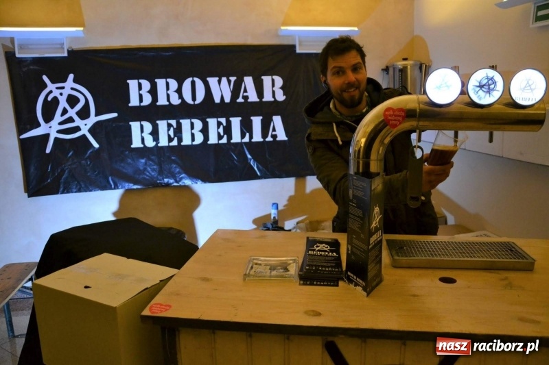 Zdjęcie w galerii na portalu naszraciborz.pl: Na zamku odbył się zlot browarów rzemieślniczych  wiadomości z regionu