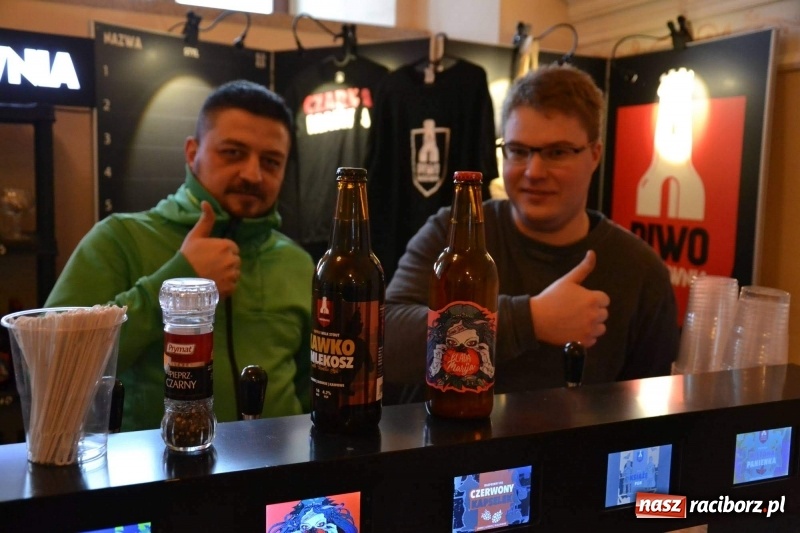 Zdjęcie w galerii na portalu naszraciborz.pl: Na zamku odbył się zlot browarów rzemieślniczych  wiadomości z regionu