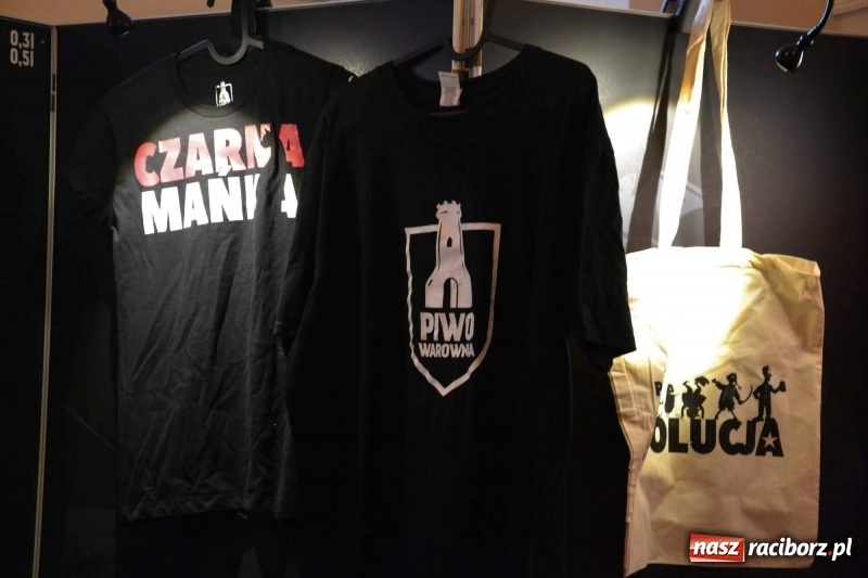 Zdjęcie w galerii na portalu naszraciborz.pl: Na zamku odbył się zlot browarów rzemieślniczych  wiadomości z regionu