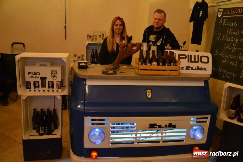 Zdjęcie w galerii na portalu naszraciborz.pl: Na zamku odbył się zlot browarów rzemieślniczych  wiadomości z regionu