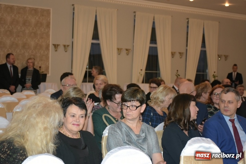 Zdjęcie w galerii na portalu naszraciborz.pl: Nagrody starosty Mieszko AD 2018 wręczone  wiadomości z regionu