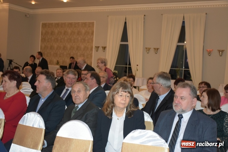 Zdjęcie w galerii na portalu naszraciborz.pl: Nagrody starosty Mieszko AD 2018 wręczone  wiadomości z regionu