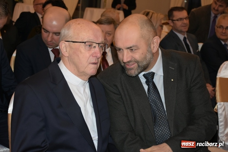 Zdjęcie w galerii na portalu naszraciborz.pl: Nagrody starosty Mieszko AD 2018 wręczone  wiadomości z regionu