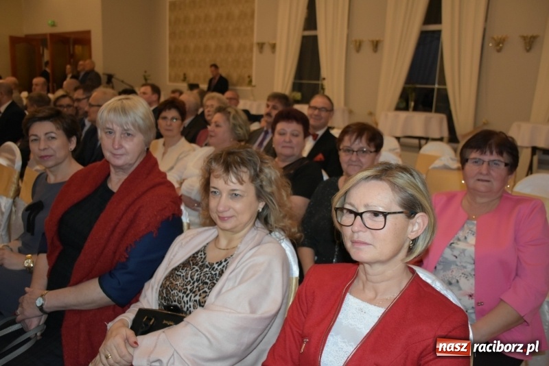 Zdjęcie w galerii na portalu naszraciborz.pl: Nagrody starosty Mieszko AD 2018 wręczone  wiadomości z regionu