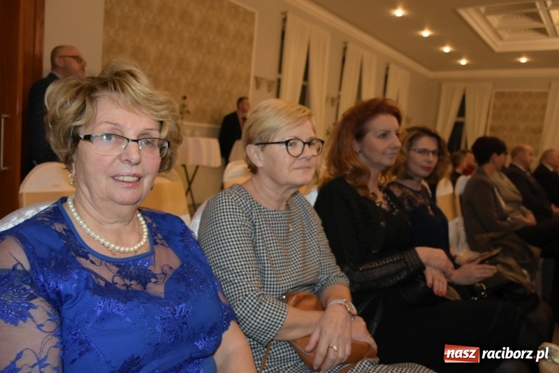Zdjęcie w galerii na portalu naszraciborz.pl: Nagrody starosty Mieszko AD 2018 wręczone  wiadomości z regionu