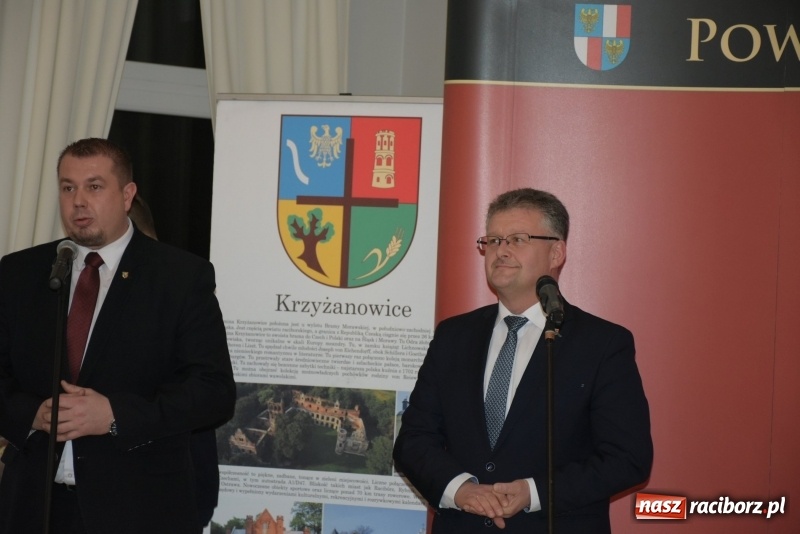 Zdjęcie w galerii na portalu naszraciborz.pl: Nagrody starosty Mieszko AD 2018 wręczone  wiadomości z regionu