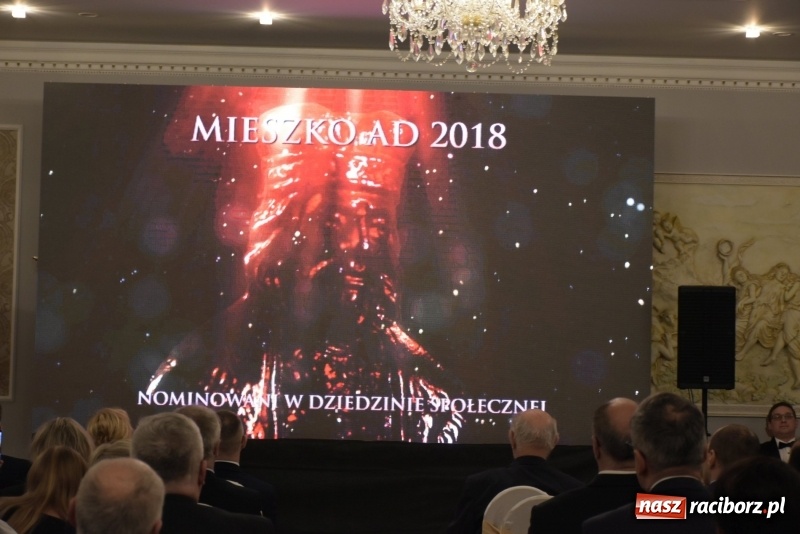 Zdjęcie w galerii na portalu naszraciborz.pl: Nagrody starosty Mieszko AD 2018 wręczone  wiadomości z regionu