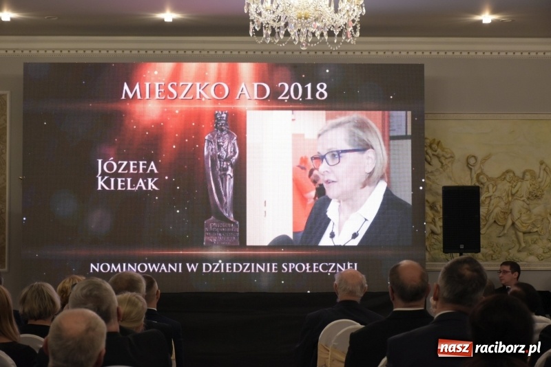 Zdjęcie w galerii na portalu naszraciborz.pl: Nagrody starosty Mieszko AD 2018 wręczone  wiadomości z regionu