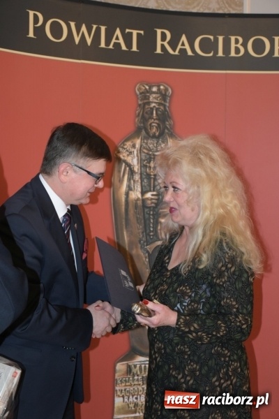 Zdjęcie w galerii na portalu naszraciborz.pl: Nagrody starosty Mieszko AD 2018 wręczone  wiadomości z regionu