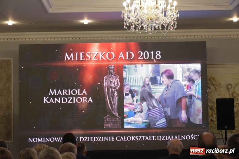 Zdjęcie w galerii na portalu naszraciborz.pl: Nagrody starosty Mieszko AD 2018 wręczone  wiadomości z regionu