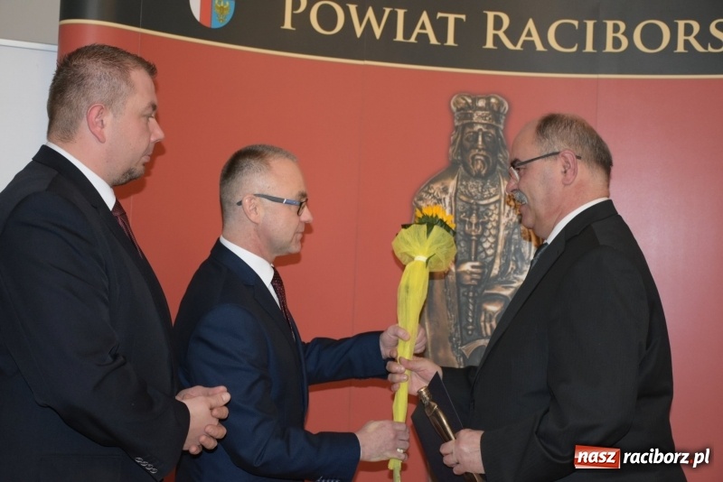 Zdjęcie w galerii na portalu naszraciborz.pl: Nagrody starosty Mieszko AD 2018 wręczone  wiadomości z regionu