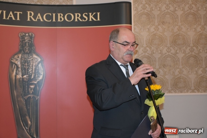 Zdjęcie w galerii na portalu naszraciborz.pl: Nagrody starosty Mieszko AD 2018 wręczone  wiadomości z regionu