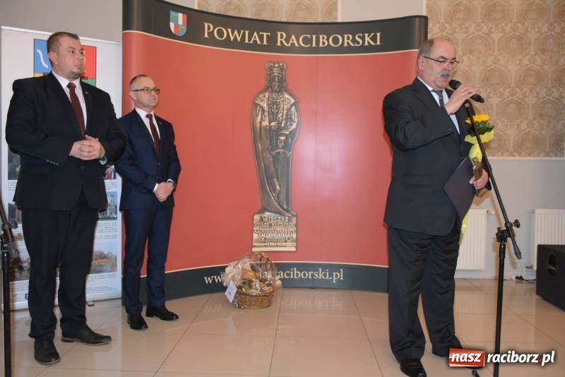 Zdjęcie w galerii na portalu naszraciborz.pl: Nagrody starosty Mieszko AD 2018 wręczone  wiadomości z regionu