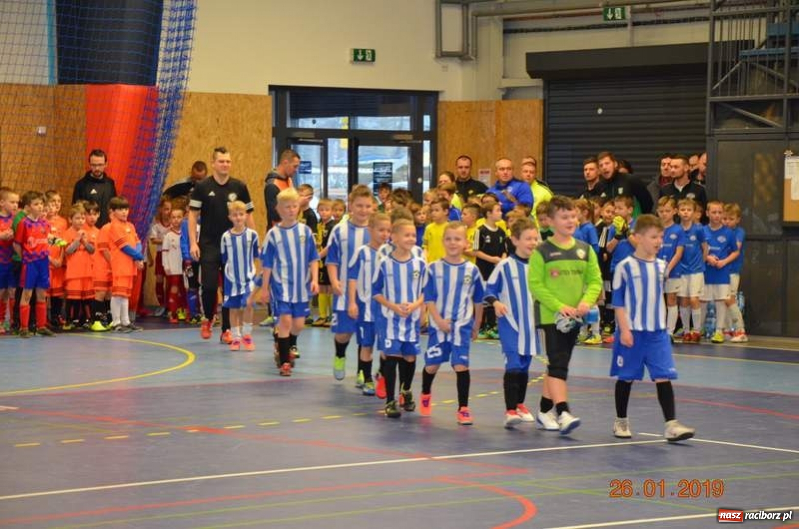 Zdjęcie w galerii na portalu naszraciborz.pl: Piłkarze z rocznika 2010 rywalizowali w Bohuminie wiadomości z regionu