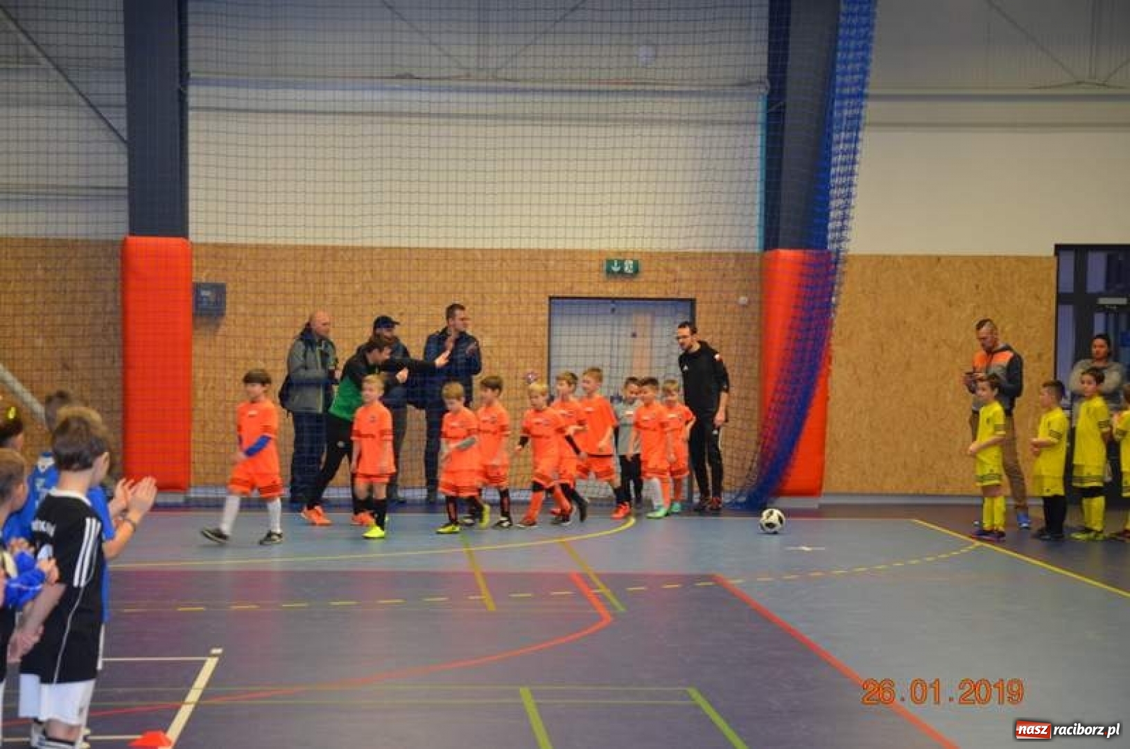 Zdjęcie w galerii na portalu naszraciborz.pl: Piłkarze z rocznika 2010 rywalizowali w Bohuminie wiadomości z regionu