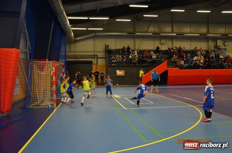 Zdjęcie w galerii na portalu naszraciborz.pl: Piłkarze z rocznika 2010 rywalizowali w Bohuminie wiadomości z regionu