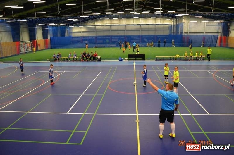 Zdjęcie w galerii na portalu naszraciborz.pl: Piłkarze z rocznika 2010 rywalizowali w Bohuminie wiadomości z regionu