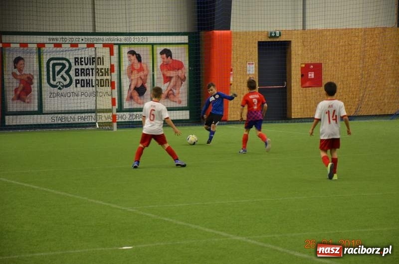 Zdjęcie w galerii na portalu naszraciborz.pl: Piłkarze z rocznika 2010 rywalizowali w Bohuminie wiadomości z regionu