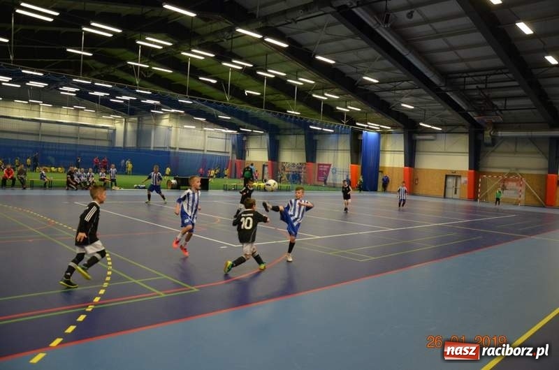 Zdjęcie w galerii na portalu naszraciborz.pl: Piłkarze z rocznika 2010 rywalizowali w Bohuminie wiadomości z regionu