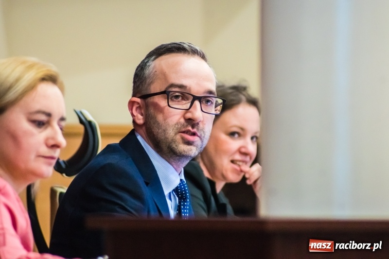 Zdjęcie w galerii na portalu naszraciborz.pl: Biznes i czyste powietrze - radni obrali kierunek  wiadomości z regionu