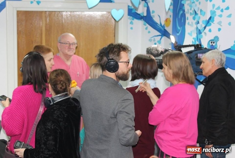 Zdjęcie w galerii na portalu naszraciborz.pl: Wzruszająca historia. Trzyletni Mikołaj, uratowany z płonącego auta, wrócił do domu wiadomości z regionu