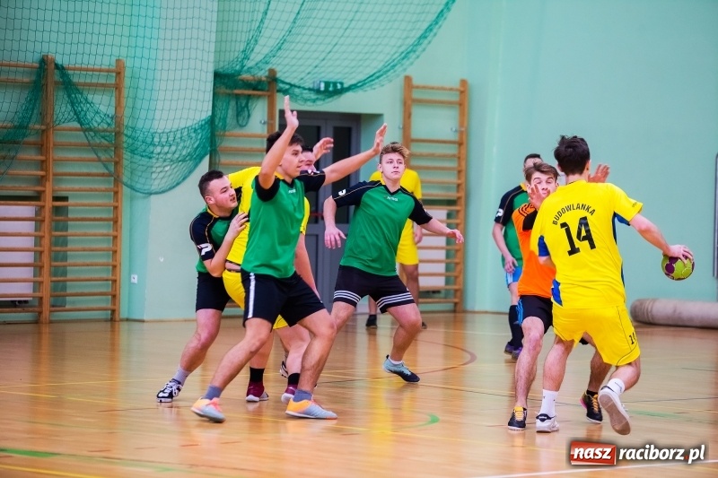 Zdjęcie w galerii na portalu naszraciborz.pl: Liga szkolna. Budowlanka najlepsza po raz ósmy z rzędu wiadomości z regionu