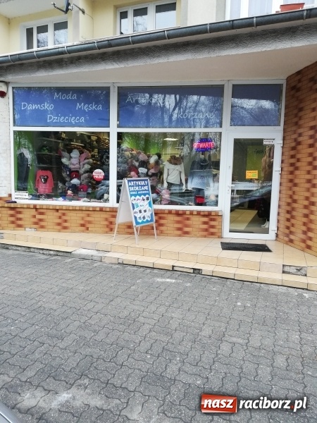 Zdjęcie w galerii na portalu naszraciborz.pl: Polska marka w atrakcyjnej cenie. Odzież damsko-męska na Opawskiej wiadomości z regionu