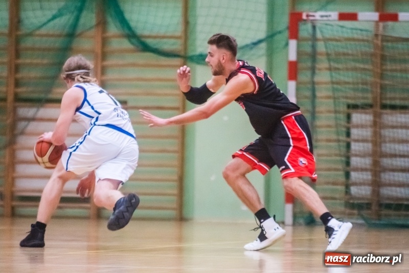 Zdjęcie w galerii na portalu naszraciborz.pl: Na rybnicki MKKS nie ma mocnych. Ofensywa Racibórz pokonana wiadomości z regionu