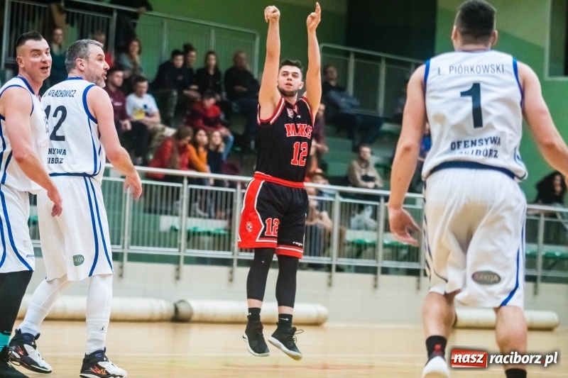 Zdjęcie w galerii na portalu naszraciborz.pl: Na rybnicki MKKS nie ma mocnych. Ofensywa Racibórz pokonana wiadomości z regionu