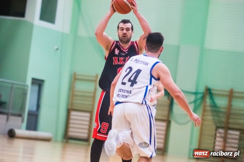 Zdjęcie w galerii na portalu naszraciborz.pl: Na rybnicki MKKS nie ma mocnych. Ofensywa Racibórz pokonana wiadomości z regionu
