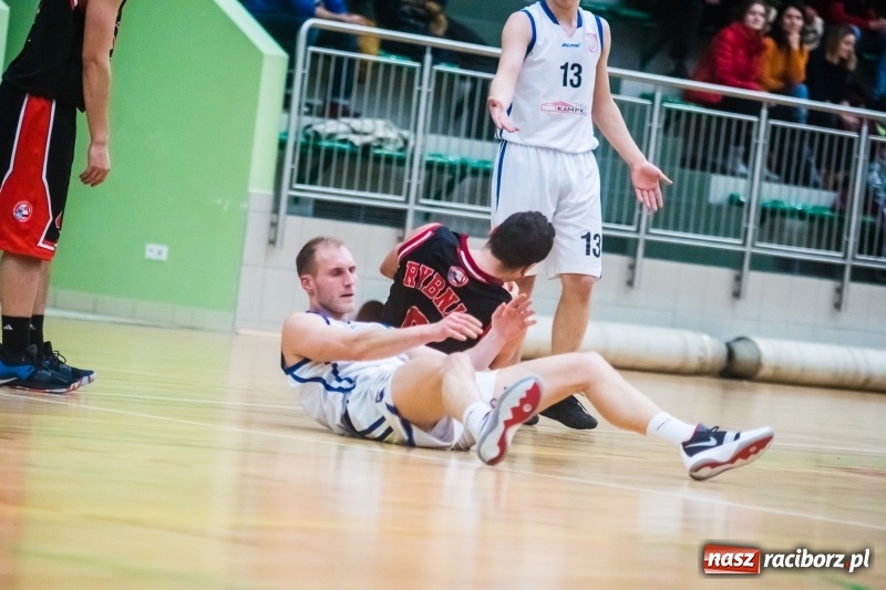 Zdjęcie w galerii na portalu naszraciborz.pl: Na rybnicki MKKS nie ma mocnych. Ofensywa Racibórz pokonana wiadomości z regionu