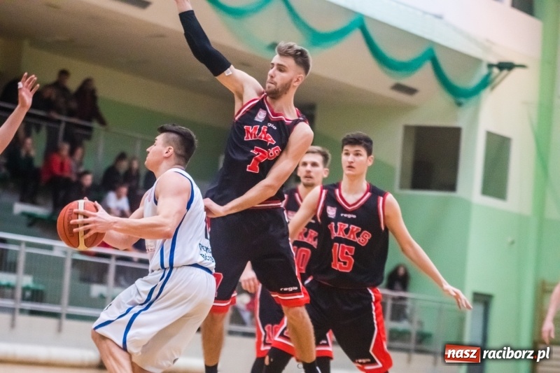 Zdjęcie w galerii na portalu naszraciborz.pl: Na rybnicki MKKS nie ma mocnych. Ofensywa Racibórz pokonana wiadomości z regionu