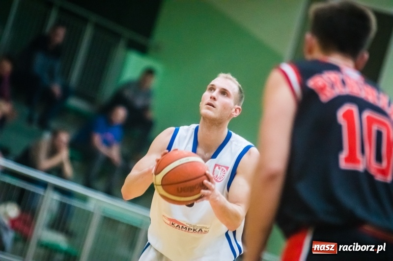 Zdjęcie w galerii na portalu naszraciborz.pl: Na rybnicki MKKS nie ma mocnych. Ofensywa Racibórz pokonana wiadomości z regionu