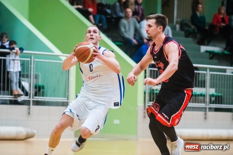 Zdjęcie w galerii na portalu naszraciborz.pl: Na rybnicki MKKS nie ma mocnych. Ofensywa Racibórz pokonana wiadomości z regionu