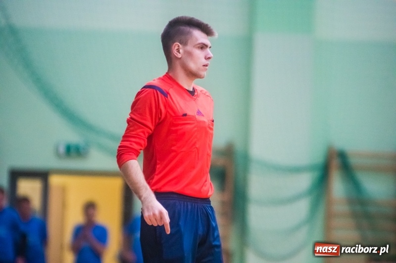 Zdjęcie w galerii na portalu naszraciborz.pl: HLPN: Młode Wilki o krok od remisu. Galaktikos na kolanach wiadomości z regionu