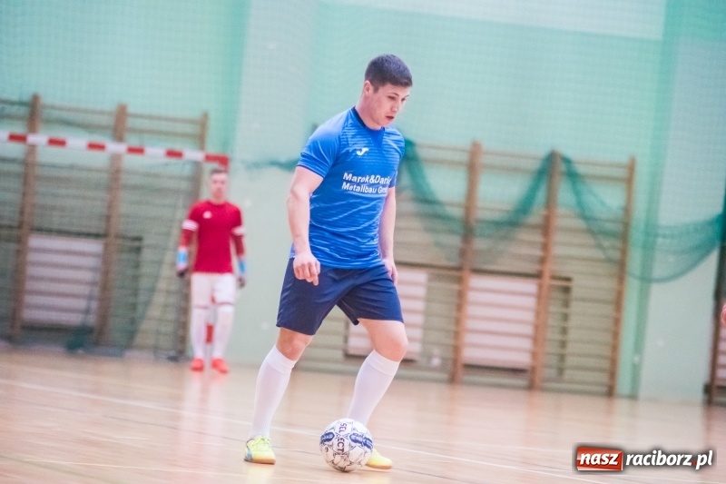 Zdjęcie w galerii na portalu naszraciborz.pl: HLPN: Młode Wilki o krok od remisu. Galaktikos na kolanach wiadomości z regionu