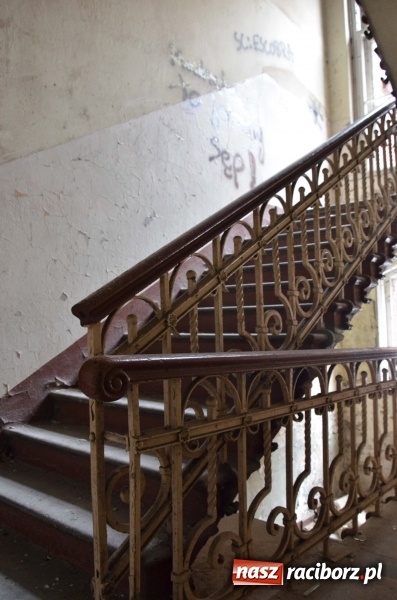 Zdjęcie w galerii na portalu naszraciborz.pl: Stary szpital zabezpieczony. Czy to wystarczy?  wiadomości z regionu