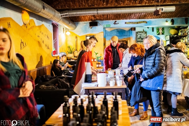 Zdjęcie w galerii na portalu naszraciborz.pl: BioBazar na Przystanku Kulturalnym Koniec Świata wiadomości z regionu