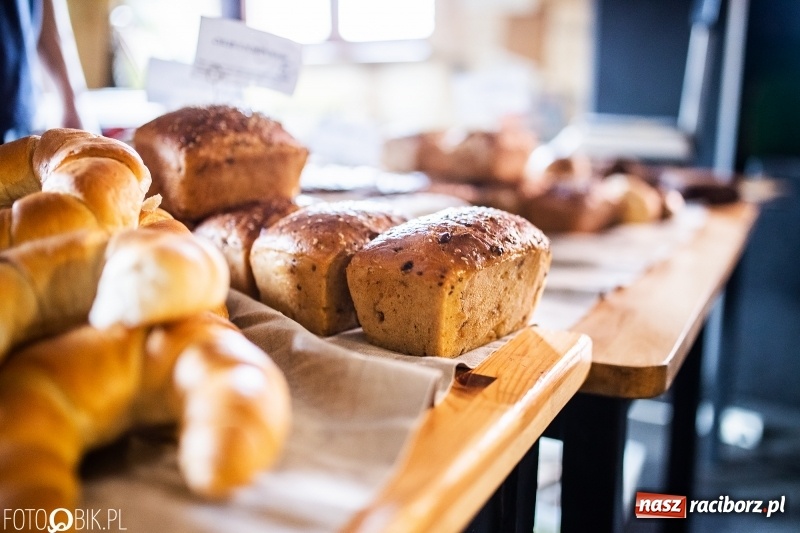 Zdjęcie w galerii na portalu naszraciborz.pl: BioBazar na Przystanku Kulturalnym Koniec Świata wiadomości z regionu