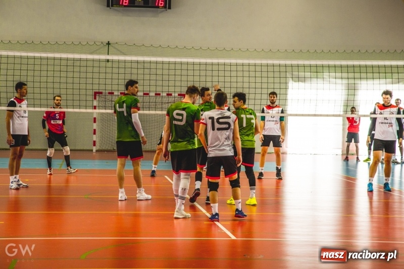 Zdjęcie w galerii na portalu naszraciborz.pl: Łatwe zwycięstwo siatkarzy KS AZS Rafako Racibórz wiadomości z regionu