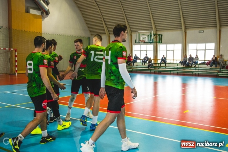 Zdjęcie w galerii na portalu naszraciborz.pl: Łatwe zwycięstwo siatkarzy KS AZS Rafako Racibórz wiadomości z regionu