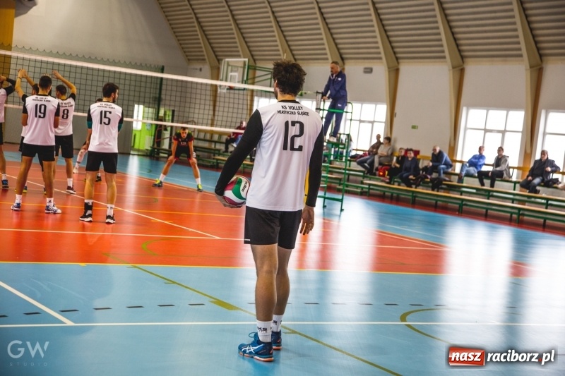 Zdjęcie w galerii na portalu naszraciborz.pl: Łatwe zwycięstwo siatkarzy KS AZS Rafako Racibórz wiadomości z regionu