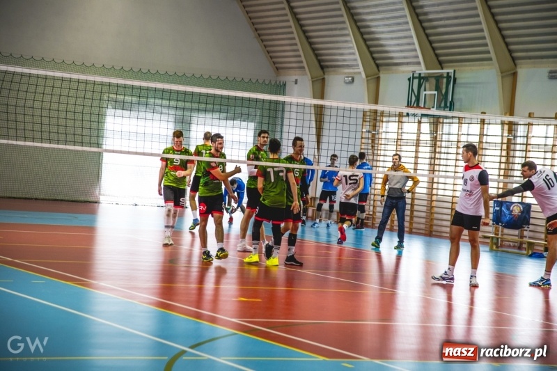 Zdjęcie w galerii na portalu naszraciborz.pl: Łatwe zwycięstwo siatkarzy KS AZS Rafako Racibórz wiadomości z regionu