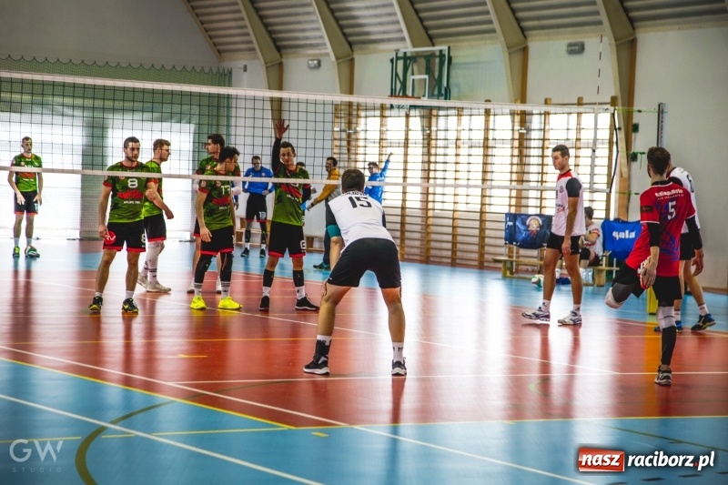 Zdjęcie w galerii na portalu naszraciborz.pl: Łatwe zwycięstwo siatkarzy KS AZS Rafako Racibórz wiadomości z regionu