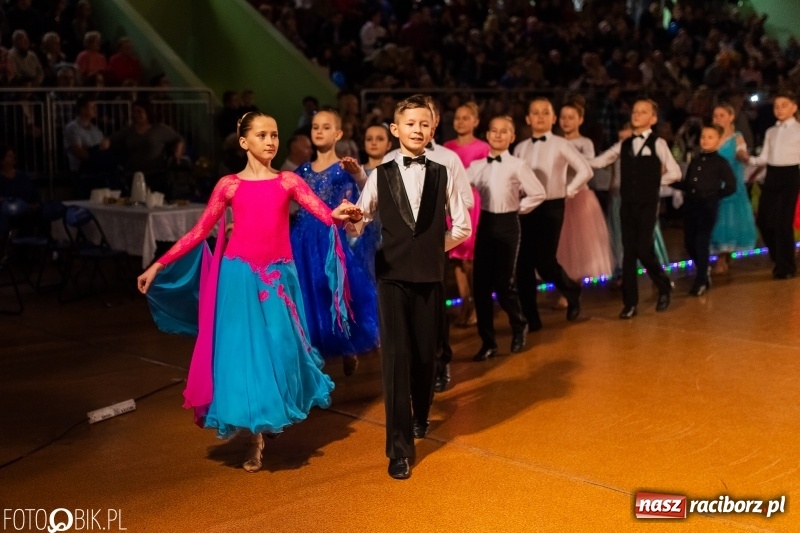 Zdjęcie w galerii na portalu naszraciborz.pl: Dziecięca Karnawałowa Rewia Taneczna w Arenie Rafako  wiadomości z regionu
