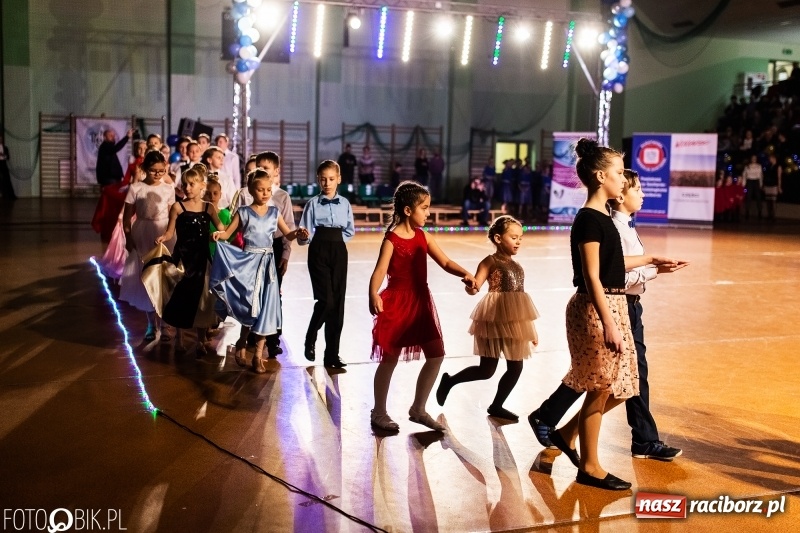 Zdjęcie w galerii na portalu naszraciborz.pl: Dziecięca Karnawałowa Rewia Taneczna w Arenie Rafako  wiadomości z regionu