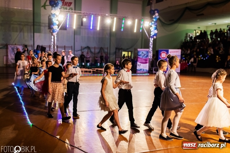 Zdjęcie w galerii na portalu naszraciborz.pl: Dziecięca Karnawałowa Rewia Taneczna w Arenie Rafako  wiadomości z regionu