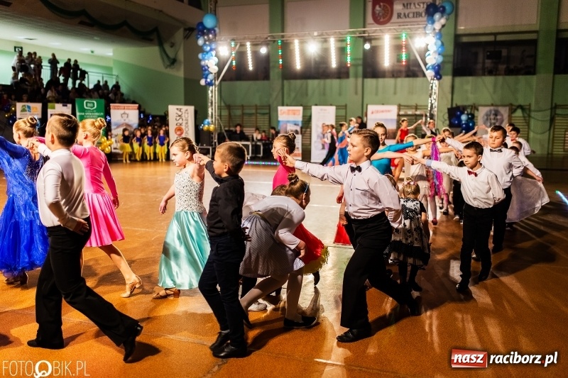 Zdjęcie w galerii na portalu naszraciborz.pl: Dziecięca Karnawałowa Rewia Taneczna w Arenie Rafako  wiadomości z regionu